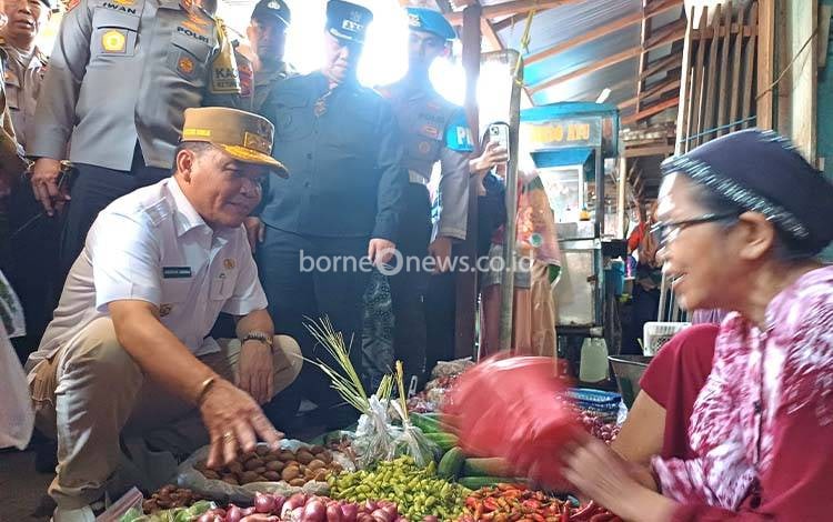 Gubernur Kalteng Tinjau Pasar Keramat Sampit