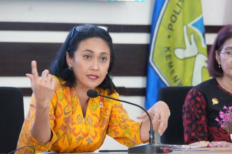 Wamen P2MI Jelaskan Prosedur Resmi Bekerja di Luar Negeri