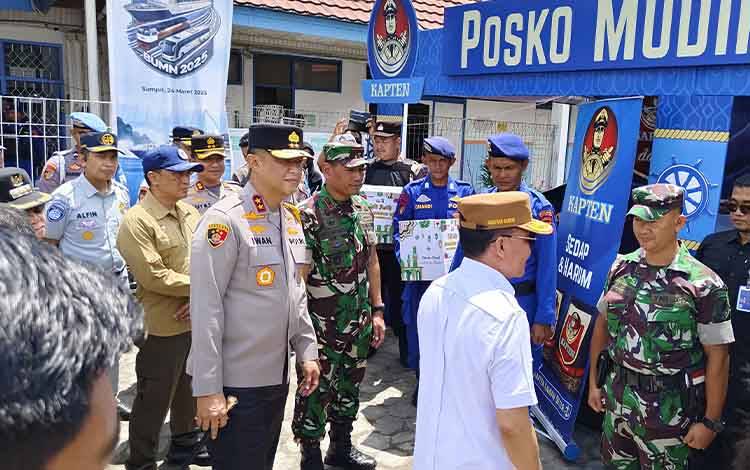 Kapolda Kalteng Ajak Masyarakat Manfaatkan Pos Operasi Ketupat Telabang sebagai Rest Area