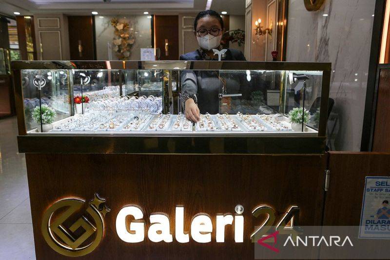 Emas Antam-UBS-Galeri24 Kembali Naik Hingga Rp15.000 pada H-1 Lebaran