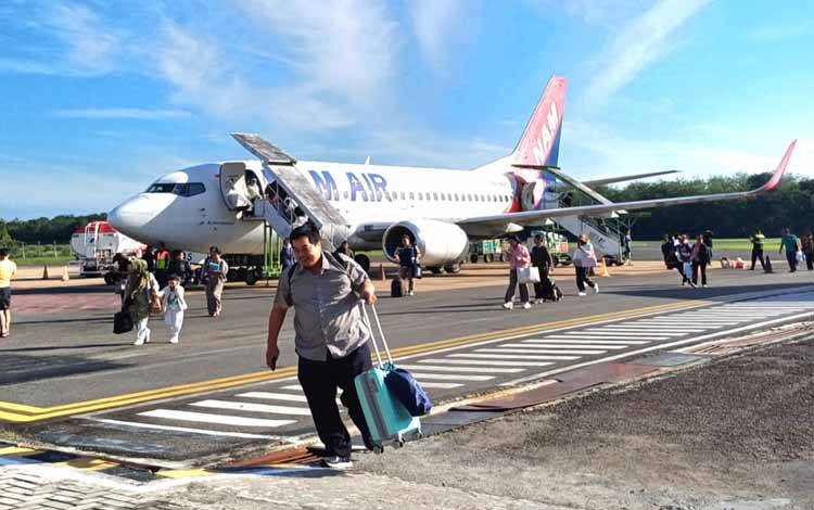 Arus Mudik 2025 di Bandara H Asan Sampit Melonjak 100 Persen Lebih Dibanding 2024