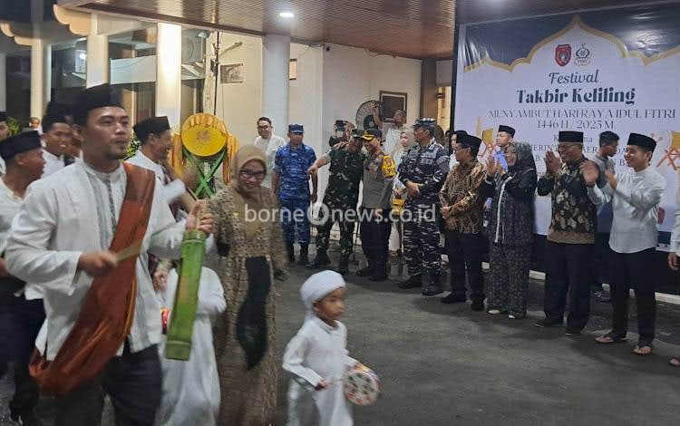 Festival Takbir Keliling Meriahkan Malam Idulfitri 1446 H di Kobar