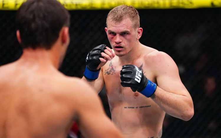 Ian Machado Ingatkan Prates Jelang UFC Kansas City: Ini Dunia Saya