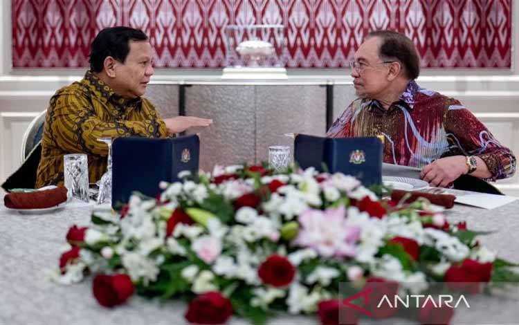 Presiden Prabowo dan PM Anwar Bahas Dampak Tarif Trump Terhadap ASEAN