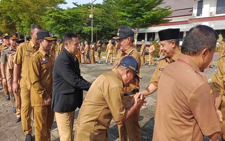 Gelar Apel Gabungan dan Halal Bihalal, Bupati Tekankan Disiplin dan Kinerja ASN