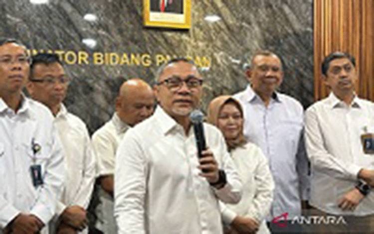 Zulhas: Kunci Kestabilan Harga Selama Lebaran Stok Terpenuhi
