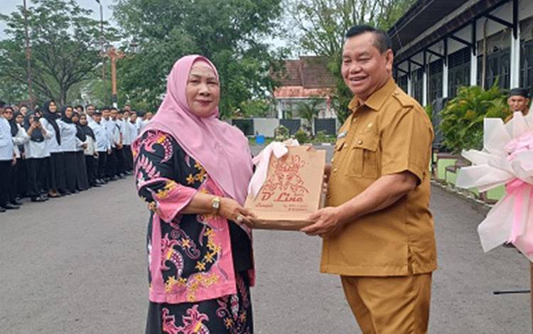 Bupati Kotim Puji Rusmiati, Purna Tugas dengan Baik Harus Jadi Panutan ASN