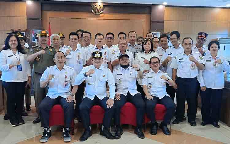 Bupati Barito Timur Jadwalkan Rapat Rutin Tiap Bulan untuk Sinkronisasi Program Pembangunan