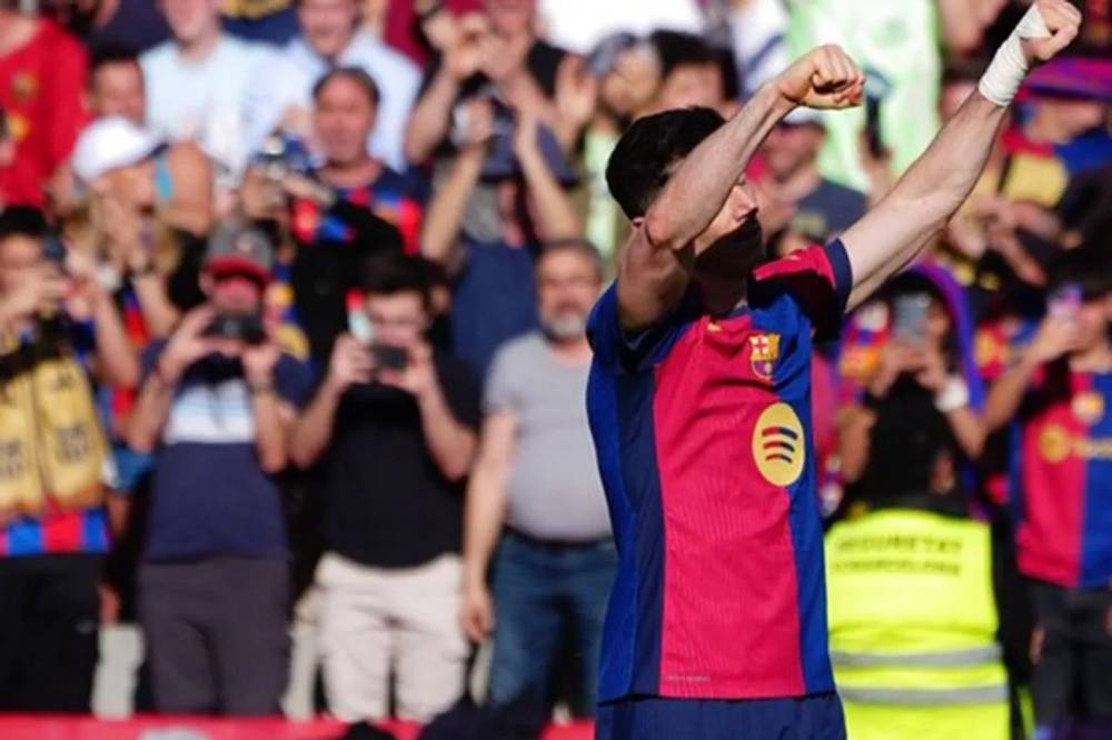 Lewandowski Cetak Dua Gol, Barcelona Menang Telak atas Dortmund