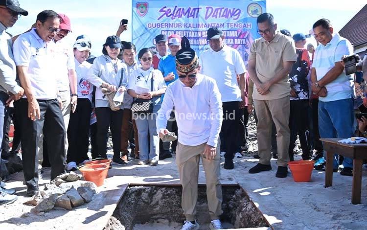 Gubernur Kalteng Letakkan Batu Pertama Pembangunan Gereja Maranatha yang Etnik dan Modern