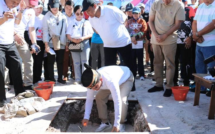 Puncak HUT GKE, Gubernur Kalteng Tegaskan Komitmen Ayomi Semua Golongan