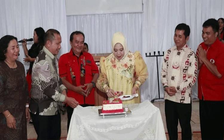 Bupati Kobar Hadiri HUT ke-3 API DPC Kobar