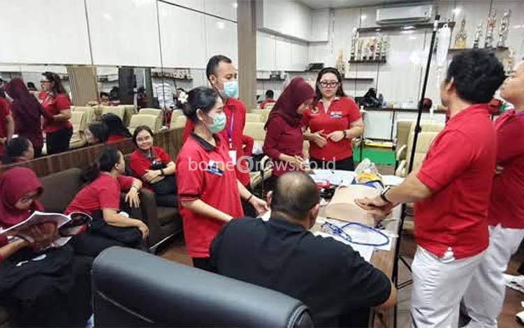 Tingkatkan Kapasitas Perawat, PPNI Kapuas Adakan Pelatihan BTCLS