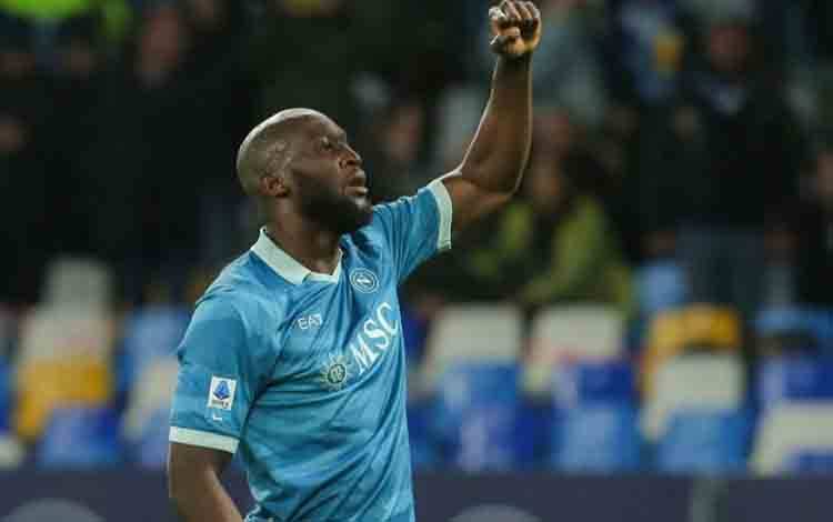 Napoli Nyaman di Posisi Kedua Seusai Hantam Empoli 3-0
