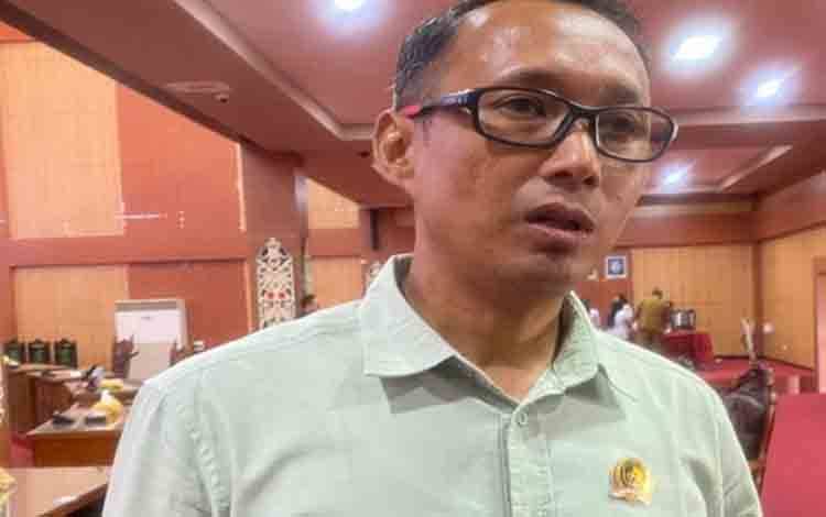 Anggota DPRD Palangka Raya, Jati Asmoro. (FOTO: MARINI)
