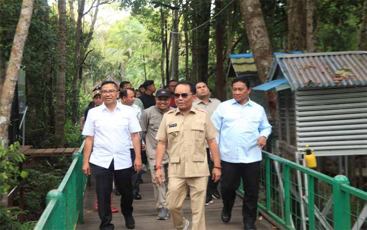 BAPPERIDA Tegaskan Sinergi Pembangunan dan Lingkungan di Hutan Kota Nyaru Menteng
