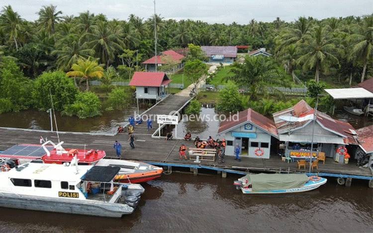 Tim Gabungan Masih Mencari Penumpang KM Dharma Ferry VI yang Lompat di Muara Teluk Sampit