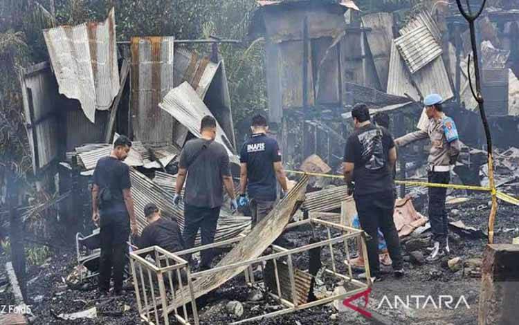 Musibah Kebakaran Hanguskan Tiga Rumah di Murung Raya
