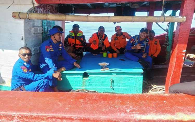 ABK KM Alam Sampurna Jaya 26 Tenggelam di Muara DAS Seruyan, Tim SAR Terus Lakukan Pencarian