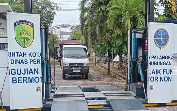 Uji KIR kendaraan pertanian Tangkiling (Foto:MARINI)