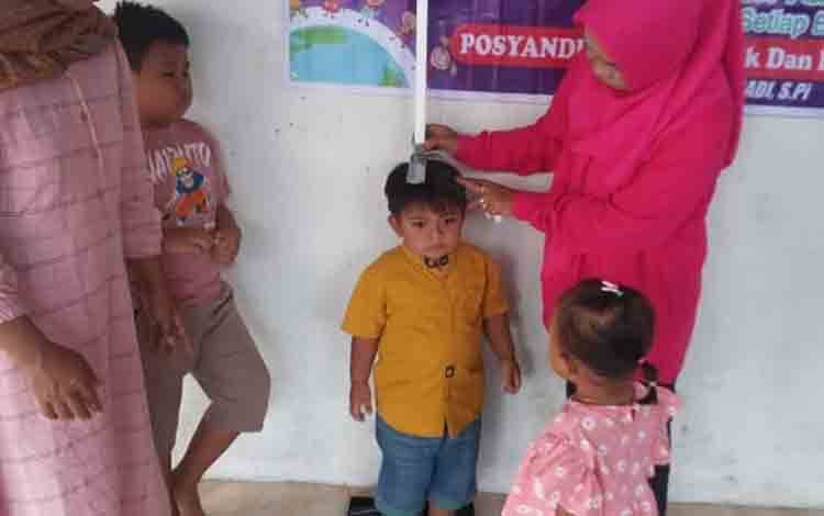 Pentingnya Kesejahteraan Keluarga untuk Cegah Stunting pada Anak
