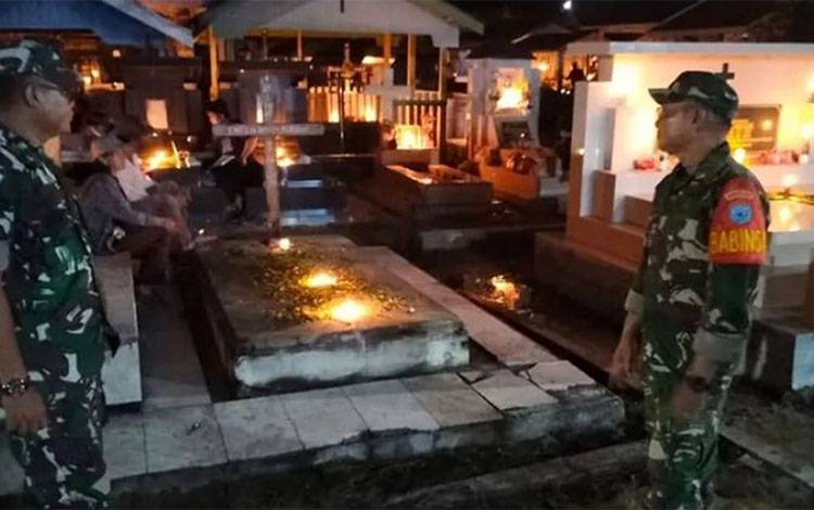 Malam Paskah Kondusif, Koramil 1011-02 Kapuas Hilir Turut Lakukan Pengamanan