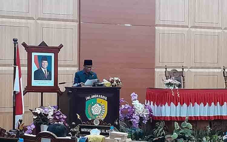 Wakil Ketua I DPRD Palangka Raya Sampaikan Pidato terkait Produk Hukum Perda