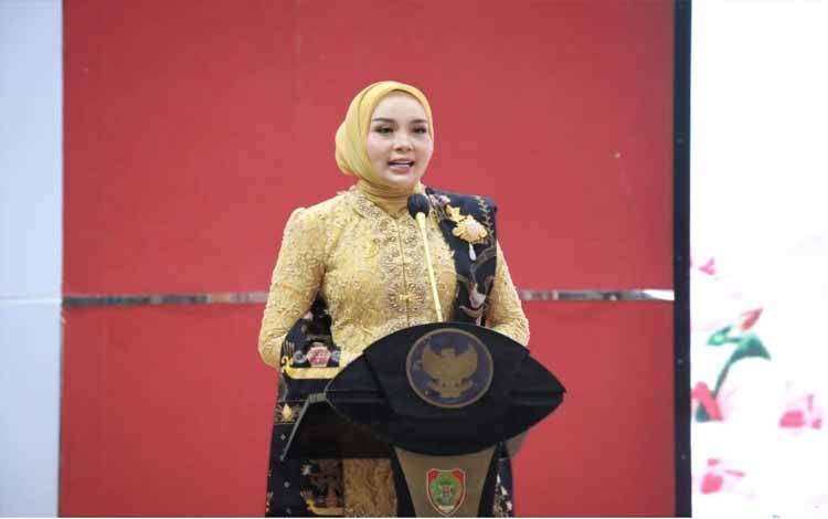 Fashion Show Ajang Apresiasi Perempuan Kalteng