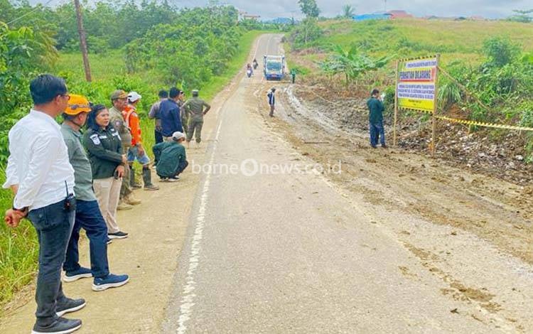 Dinas PUPR Barito Utara Bersihkan eks TPS Jalan Pendreh-Lingkar Kota: Dilarang Buang Sampah