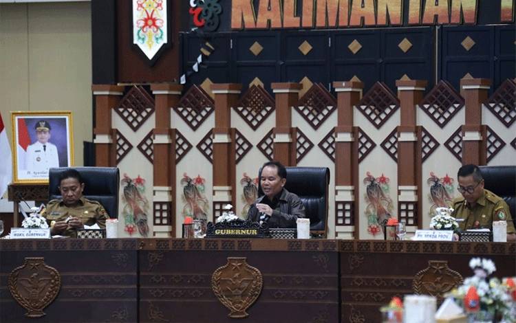 Leonard S Ampung Gantikan Katma F Dirun sebagai Plt Sekda Kalteng