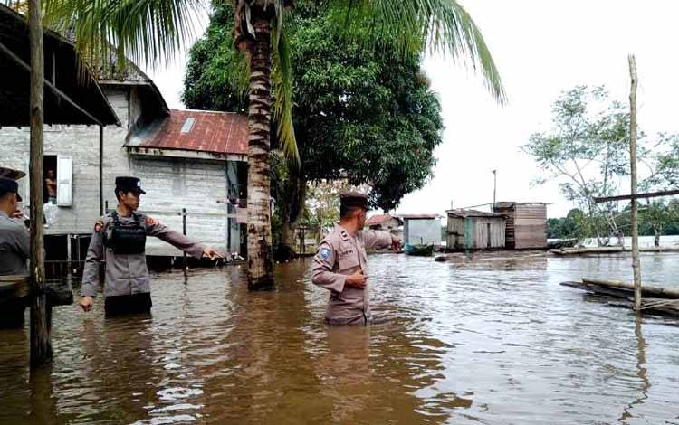 Ribuan Rumah di Wilayah Kecamatan Montallat Terendam Banjir