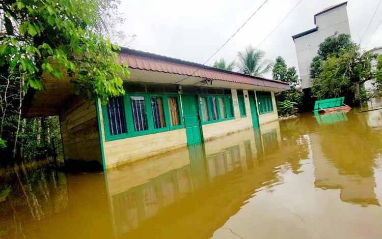 Banjir Rendam 52 Faskes di Barito Utara, Dinas Kesehatan Dirikan Posko Layanan