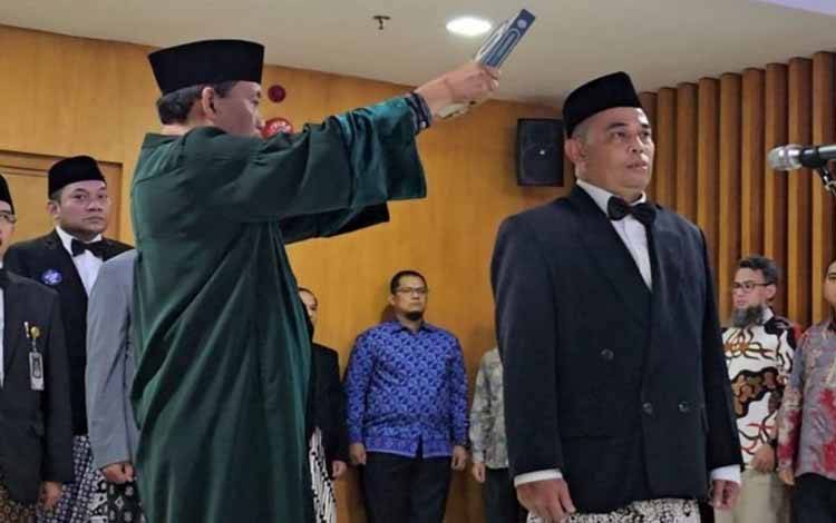 Kepala BP Haji Lantik Mantan Penyidik KPK Jadi Deputi Pengawasan