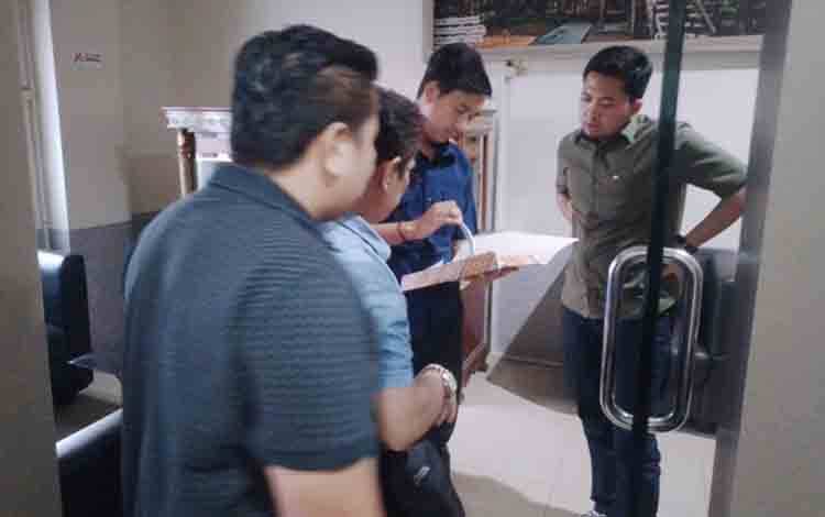 Dodi Ramosta Laporkan KPU Kalteng ke Polda Terkait Dugaan Pemalsuan Surat PAW