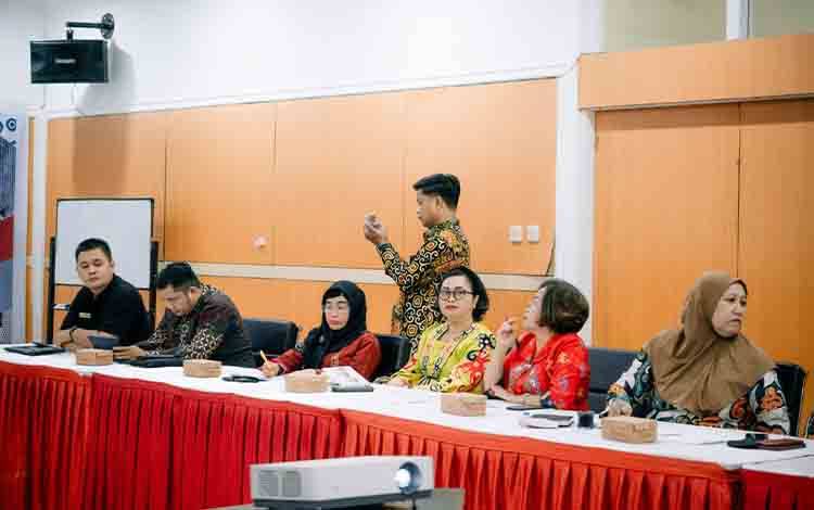 Peserta kegiatan sosialisasi SPMB tahun ajaran 2025/2026 untuk SMA, SMK, dan Sekolah Khusus (SKH), Kamis, 24 April 2025. (FOTO: DISDIK KALTENG)