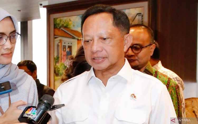 Mendagri Buka Peluang Revisi UU Ormas untuk Perkuat Pengawasan