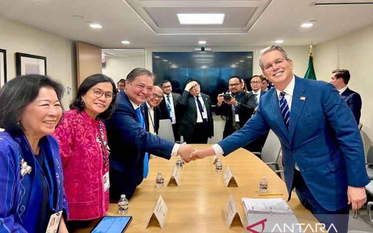 Airlangga Temui Menkeu AS Bahas Tindaklanjut Tarif Resiprokal Trump