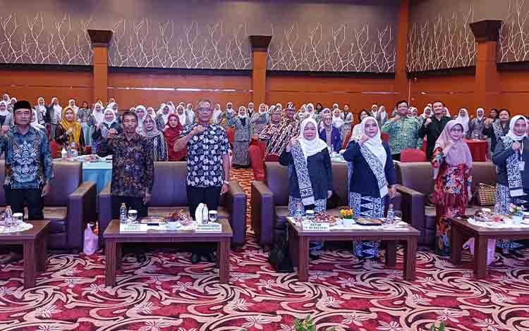 IBI Kotim Berharap Pemda Perhatikan Kesejahteraan Bidan