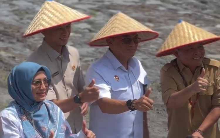 Wakil Ketua II DPRD Kalteng Minta Pemerintah Perhatikan Kesejahteraan Petani