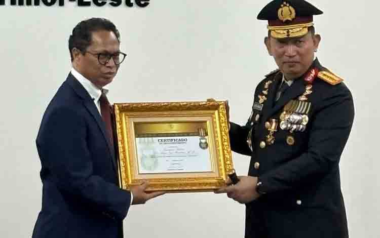 Kapolri Terima Penghargaan Tertinggi dari Pemerintah Timor Leste