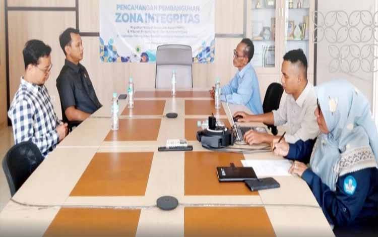 Wakil Ketua II DPRD Kalteng Kunjungan ke Dinas Pendidikan Wilayah I di Jawa Barat