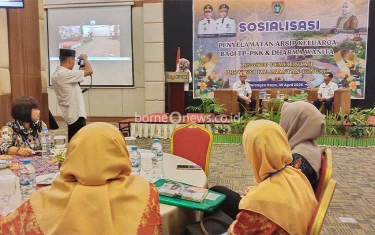 Sosialisasi Pengelolaan Arsip Keluarga oleh Dispursip Kalteng