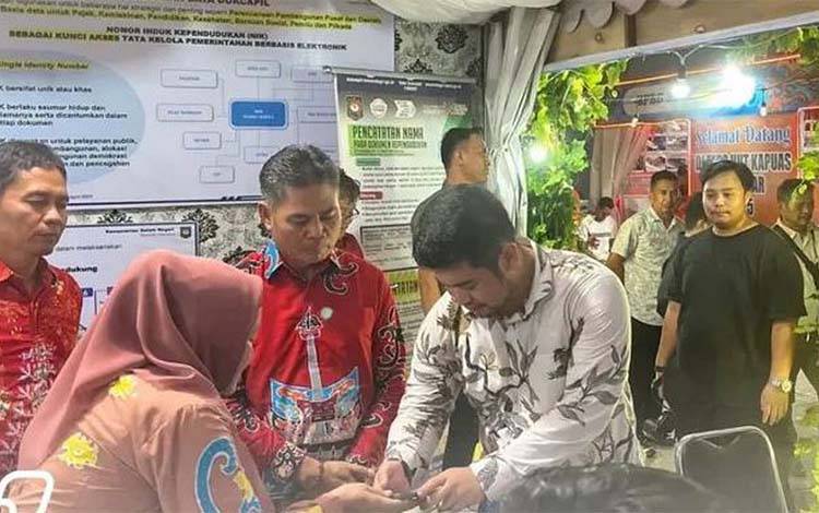 Yuk, Urus Dokumen Kependudukan di Stand Dinas Dukcapil Expo Kapuas Bersinar 2025