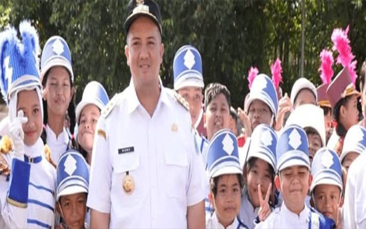 Bupati Lamandau Buka Lomba Drumband Tingkat TK, SD dan SLTP