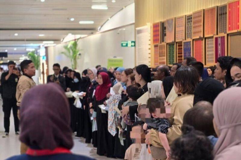 Kemlu Kawal Pemulangan 152 WNI Dideportasi dari Arab Saudi
