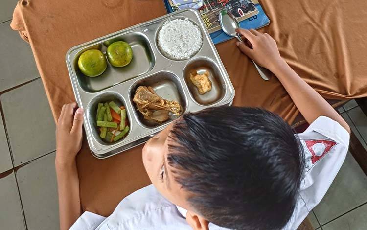 Desak Evaluasi Juknis Program Makan Bergizi Gratis Agar Dinikmati Murid Pelosok Kotim