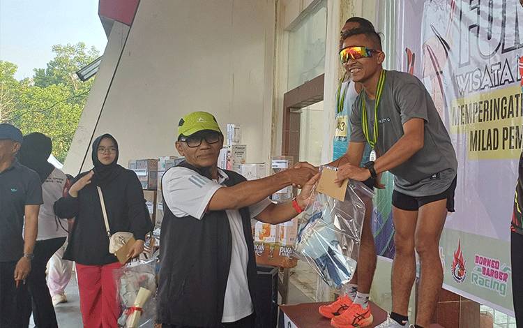 Pemkab Kotim Apresiasi Fun Run Hardiknas dan Milad Pemuda Muhammadiyah ke-93