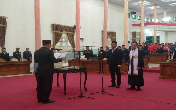 Masduki Hadiri Pengambilan Sumpah Janji PAW Anggota DPRD Sukamara