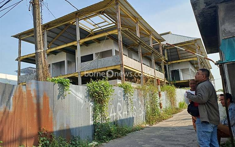 Mangkrak 10 Tahun, Pedagang Pasar Mangkikit Sampit Ragukan Janji Penyelesaian