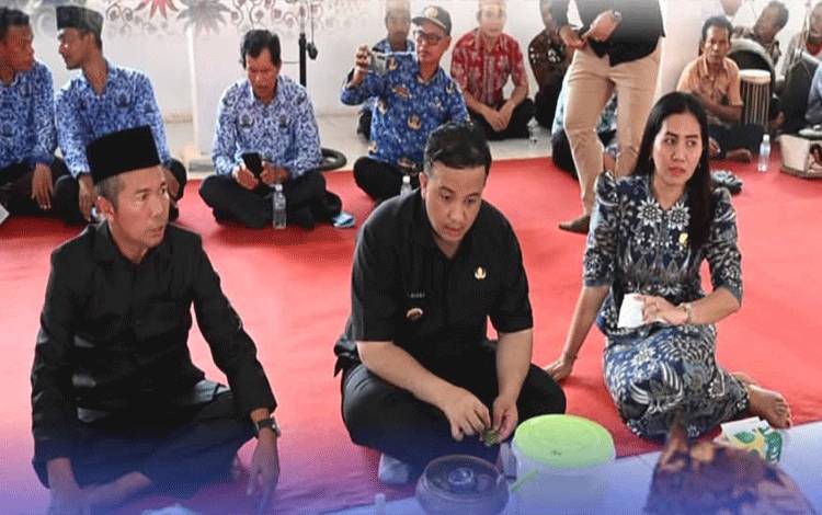 Bupati Lamandau Gelar Ramah Tamah Dalam Rangka Peringatan Hardiknas 2025